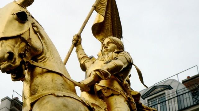 Jeanne d’Arc a-t-elle été trahie par le Roi ?