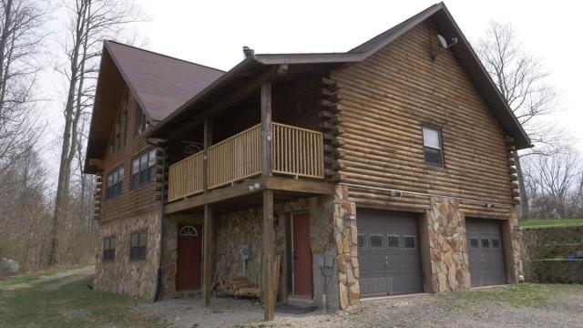 Southwest Pennsylvania Log Home