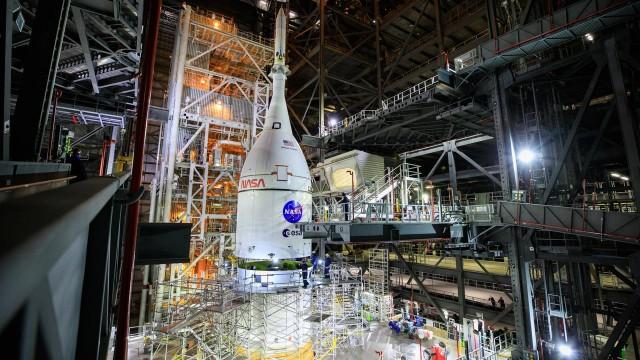 O Assunto #11: A nova corrida espacial e por que a índia quer pousar na Lua e achar água
