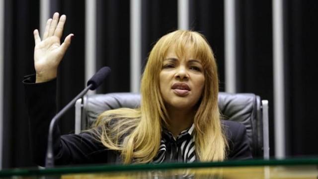 O Assunto #20: As contradições do caso Flordelis e como a deputada passou a ser suspeita da morte do marido