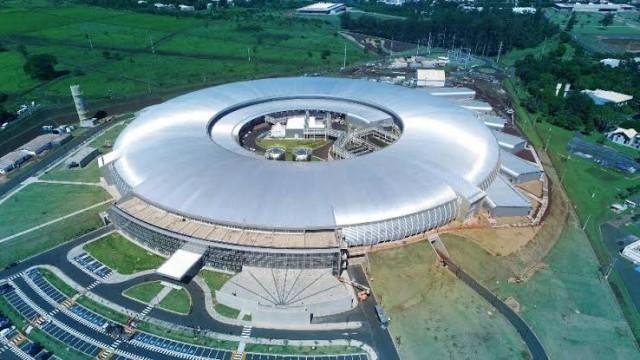 O Assunto #25: Sirius, o laboratório do tamanho de um estádio de futebol que vai transformar a ciência feita no Brasil
