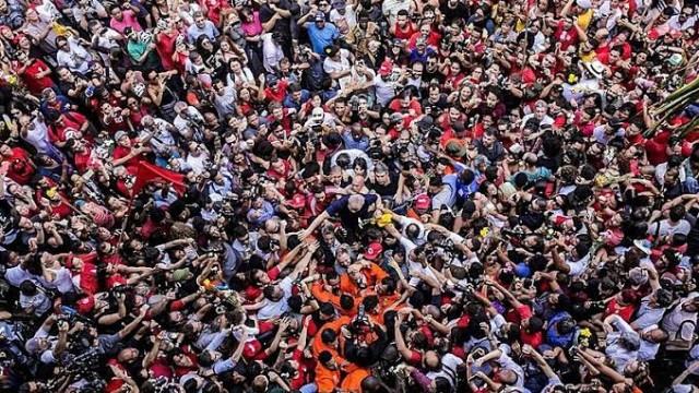 De Curitiba a São Bernardo, sem Lula