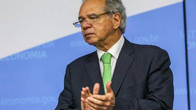 Os juros estão caindo. O que muda na sua vida?