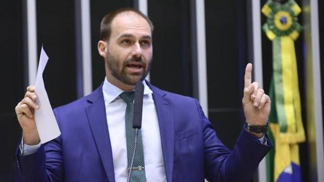 O Assunto #68: AI-5, o que o ato representou e o que significam as menções a ele feitas por personagens do governo