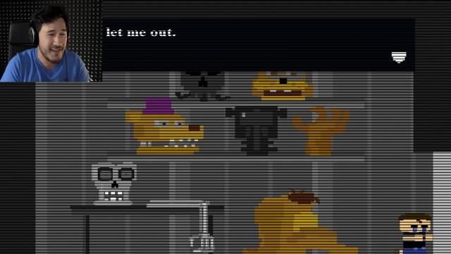 GOLDEN FREDDY ATTACKS!!