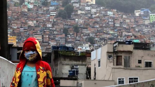 Como será quando a COVID-19 chegar nas periferias?