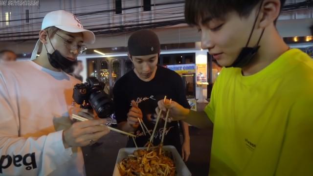 SEVENTEEN's Enjoyable Bangkok Night