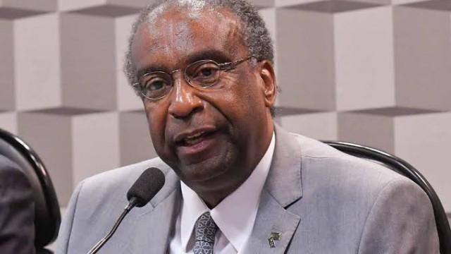 Por que é fácil mentir em currículos acadêmicos
