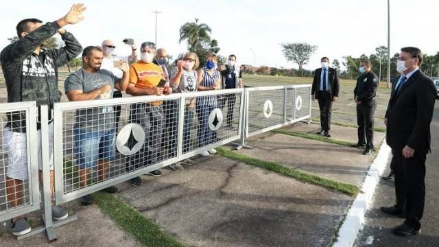 Servidores na mira ideológica do governo