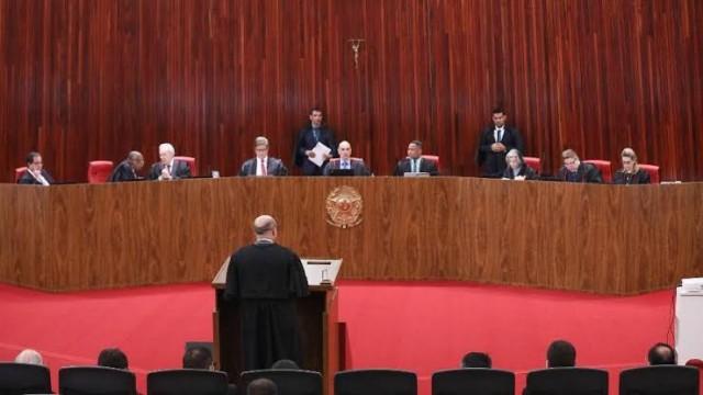 TSE debate abuso de poder religioso