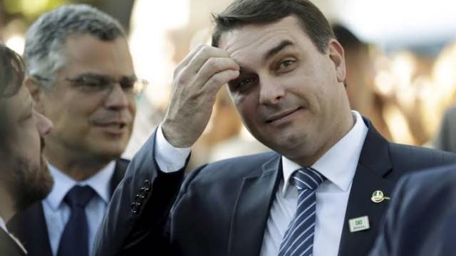 A 'rachadinha' e as perguntas sem resposta