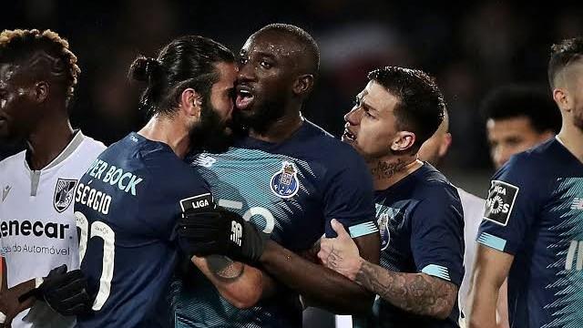 Racismo no esporte: entre calar e falar