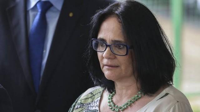 A influência de Damares no governo
