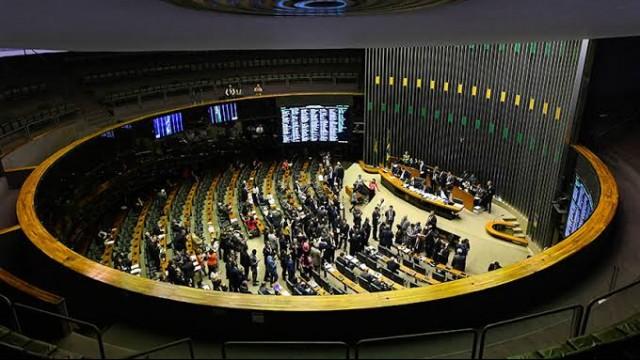 Eleição no Congresso na reta final