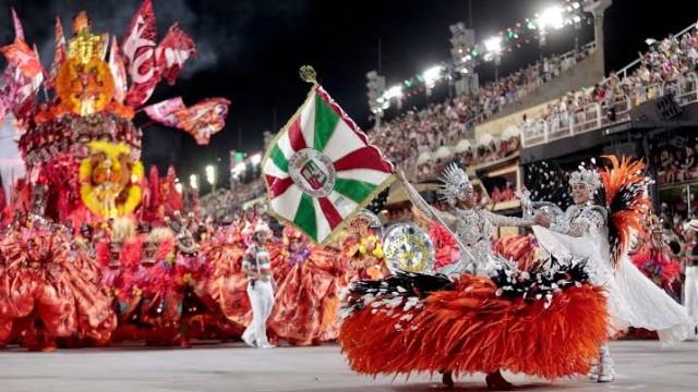 A reinvenção dos sem-Carnaval