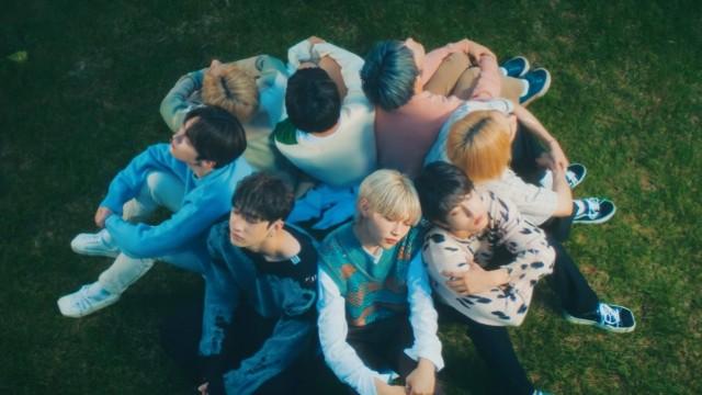 Stray Kids "미친 놈 (Ex)" Video