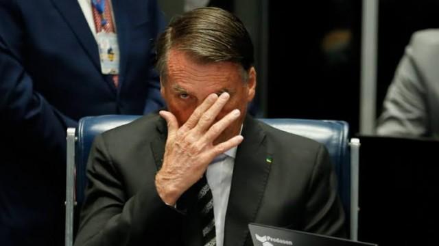 O cerco aos críticos de Bolsonaro