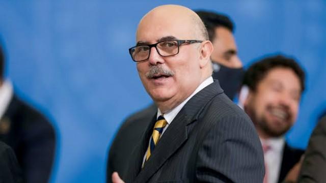 O MEC sob Milton Ribeiro: menos barulho, mesma ideologia