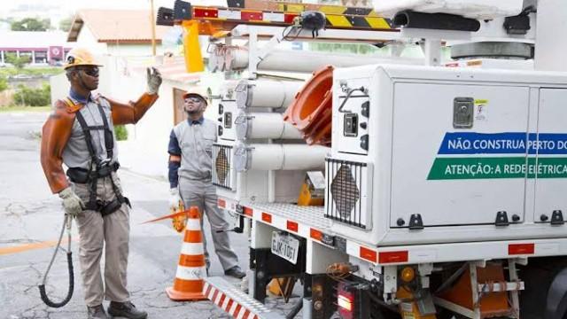 A conta de luz subiu de novo. E agora?
