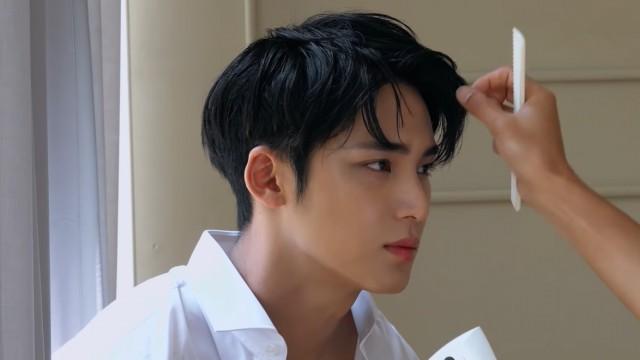 MINGYU 1st Look Photo Shoot Behind