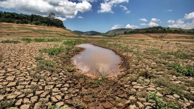 A fome e a seca no interior do Brasil