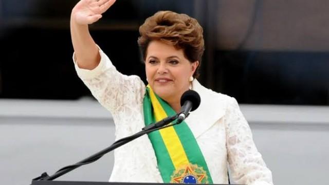 Lula e as críticas ao governo Dilma