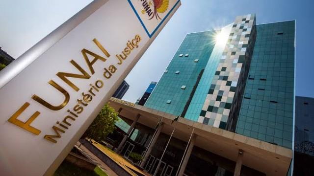 A Funai contra os indígenas isolados