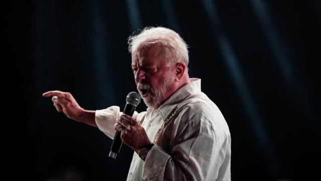 Lula em hora de vento a favor