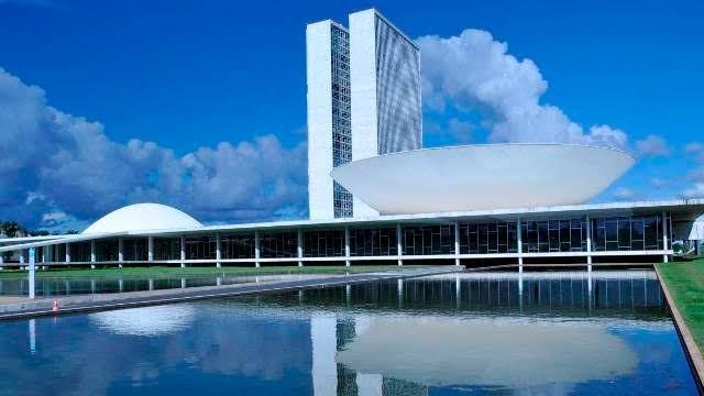O centrão e o novo arranjo entre Planalto e Congresso