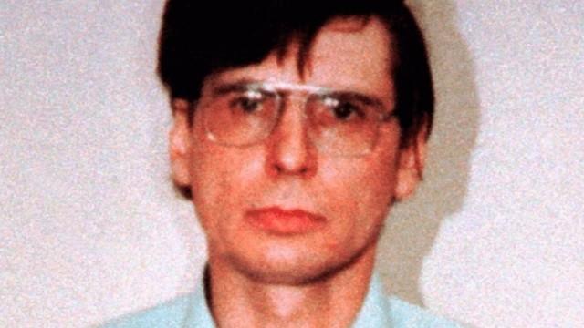 #119 - Dennis Nilsen: o escocês necrófilo