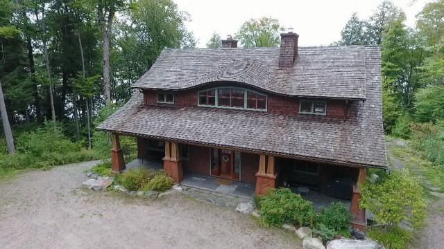 Jessica's Gallery on the Water