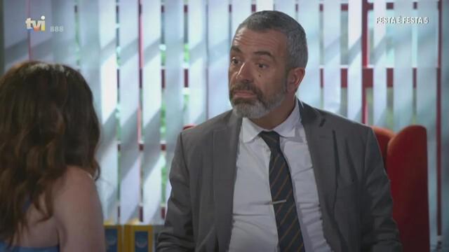 Bino queimou os documentos da aldeia?
