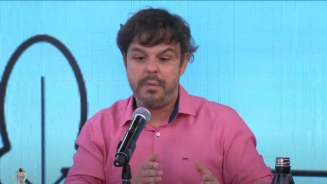 Adrilles Jorge e Délio Macnamara