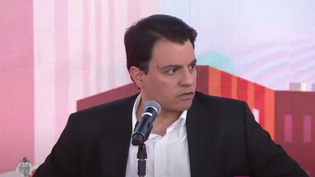 Débora G. Barbosa e Otávio Fakhoury