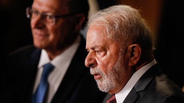 O embate entre Lula e Bolsonaro no TSE