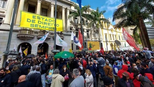 A força dos atos pela democracia e o futuro do movimento