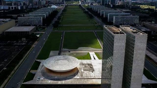 A nova cara dos mandatos coletivos