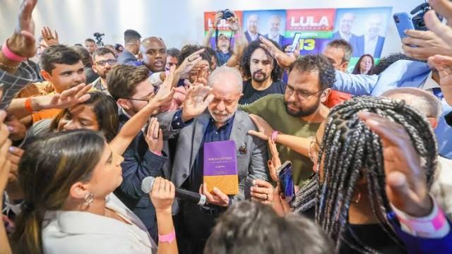A carta aos evangélicos e a relação do PT com a religião 