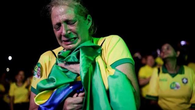 O sofrimento mental causado pela política 