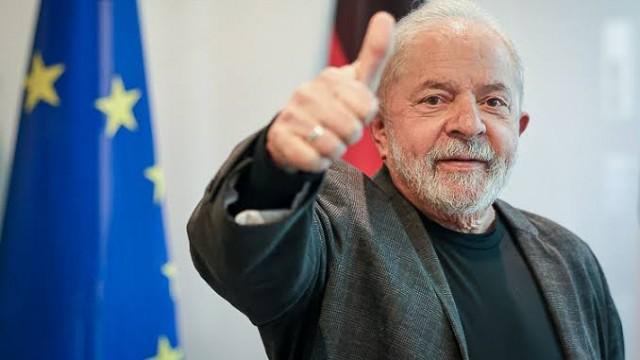 Os acenos do centrão a Lula