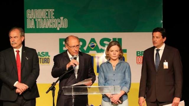 O espaço do PT no governo de transição
