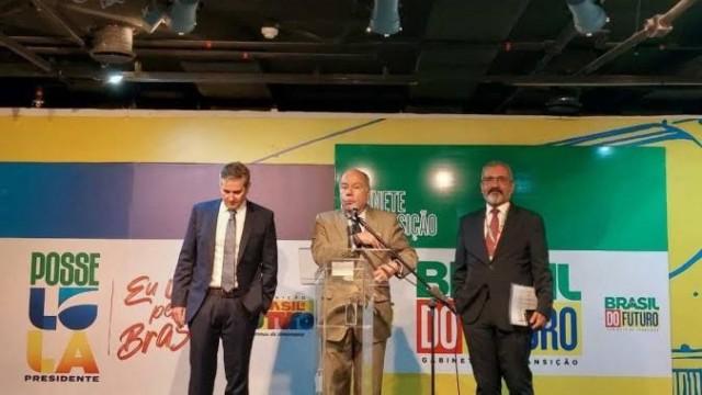 A agenda de viagens de Lula e o futuro do Itamaraty