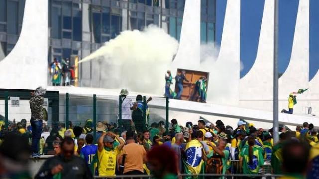 A crise na Defesa e a relação de Lula com os militares