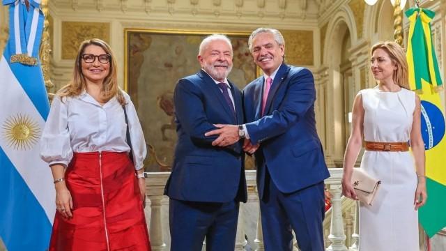 Como Lula tenta evitar paralisia do governo pelo golpismo