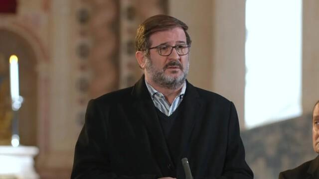 Padre conta a verdade aos Belavidenses