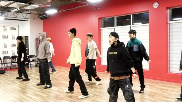 Take #4 : ‘DJ’ Dance Practice Behind the Scene