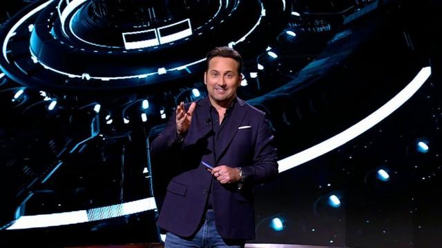 La gran nave nodriza que nos vigila desde el espacio