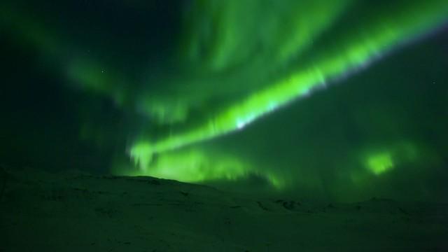 Terre vue de l’espace : une planète multicolore