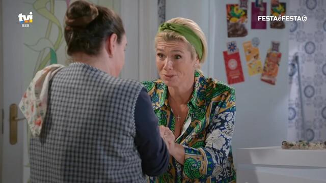 Quina emociona-se com palavras de Florinda