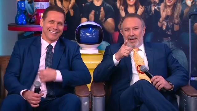 CARLOS AFONSO, CAPEZ E BÁRBARA 'TE ATUALIZEI' - PÂNICO - 03/08/2023